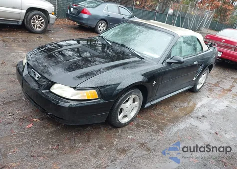 2001 Ford Mustang из США, поврежденный, VIN 1FAFP444X1F113422